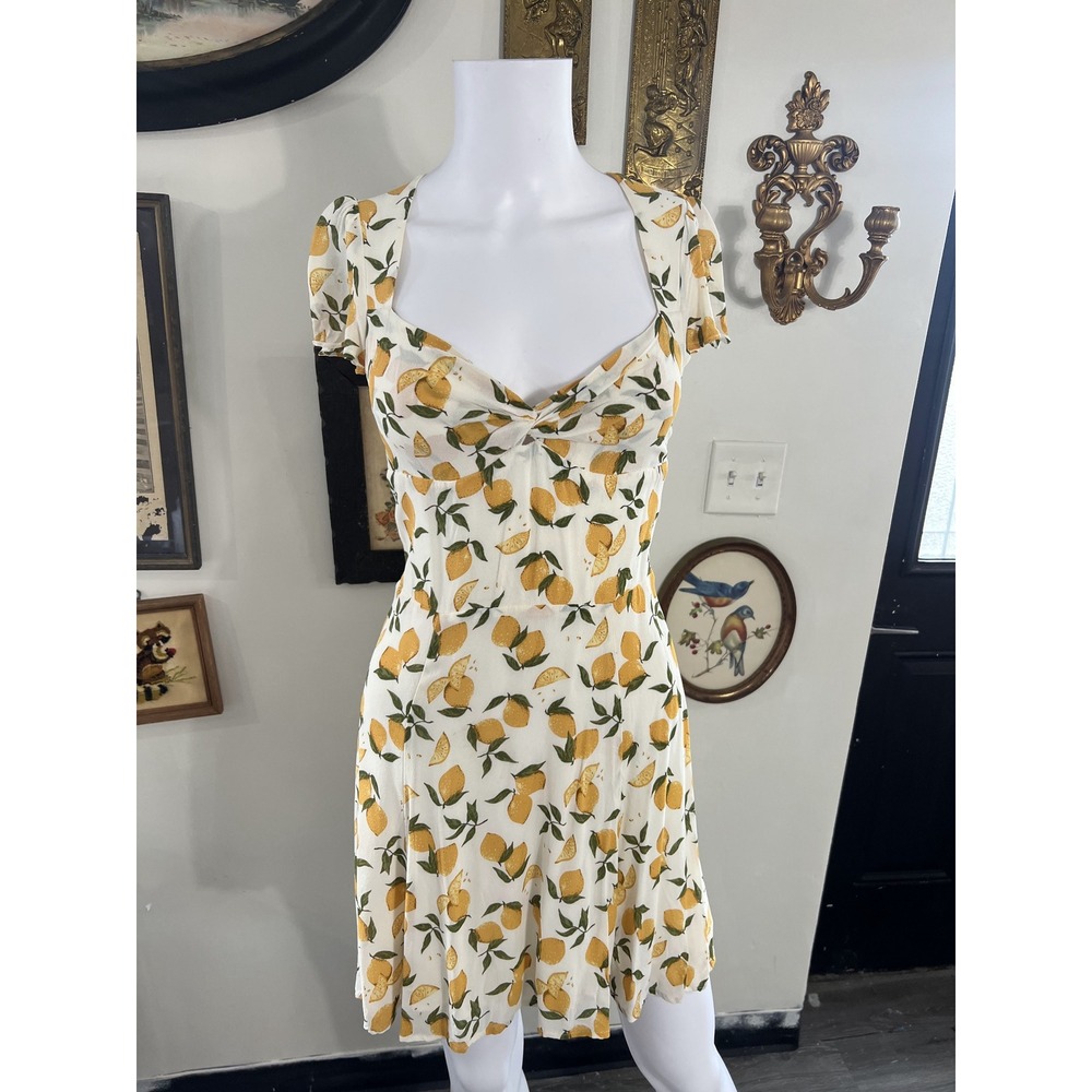 Reformation White Lemon Print Silk Short Sleeve Twist Front Midi Dress Size 8
